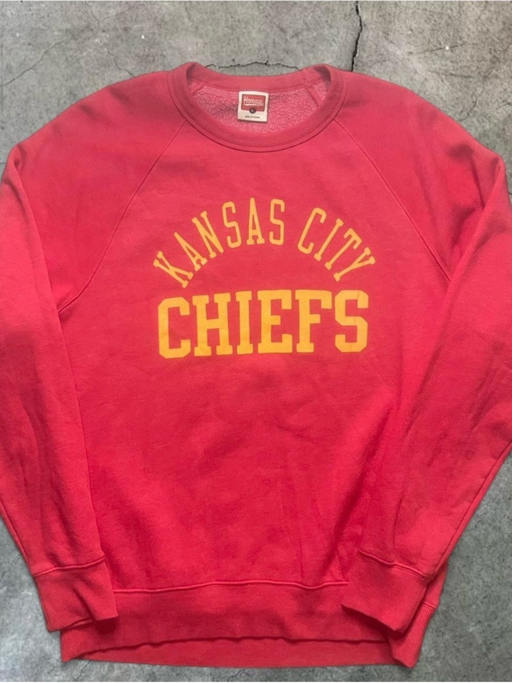 Kansas City Chiefs Red
Crewneck Sweatshirt - Size L
